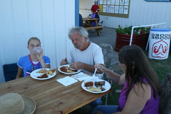 2011 Divide Ride Dinner-N-Awards (2).JPG
