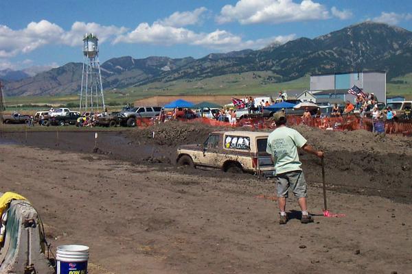 Blair Howze takes his rig through the pit