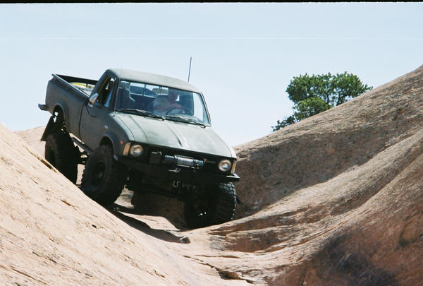 Kevin J. '81 Toy, 35's, 5.29's, Lockers F&R, Dual Cases, Winch