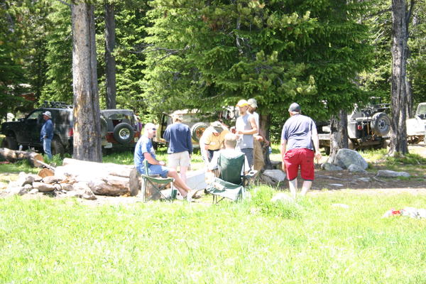 Frontier eats lunch - Sean, Kelly, Dennis, Tom, Chris, Nick