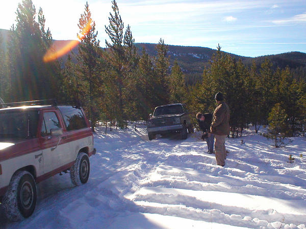 Brandon arriving at the camp in his Chev pickup.
????'s Bronco II already there.