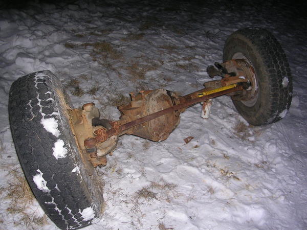 '80 chevy srw D-60 4.56 got it fer $300.maybe the front will hold together more than 2 runs!