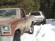 P3300043 - One last pull.
The trail boss is stuck again, (it was THICK in the trees).
Doug M. hooks up to Dennis, while Doug H